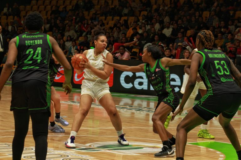 Fuerza Regia se lleva la serie sobre Santas del Potosí